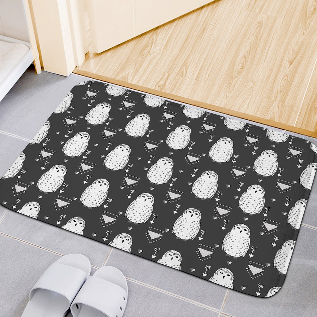 Cute White And Grey Owl Pattern Print Indoor Door Mat