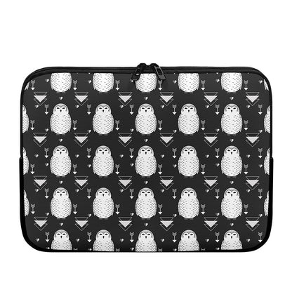 Cute White And Grey Owl Pattern Print Laptop Sleeve