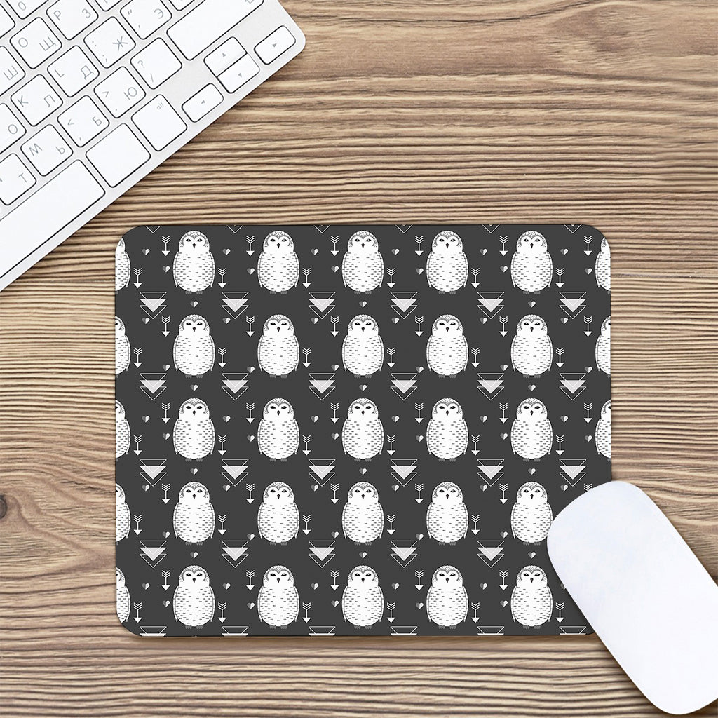 Cute White And Grey Owl Pattern Print Mouse Pad