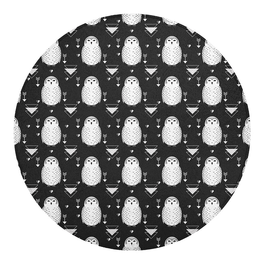 Cute White And Grey Owl Pattern Print Round Blanket