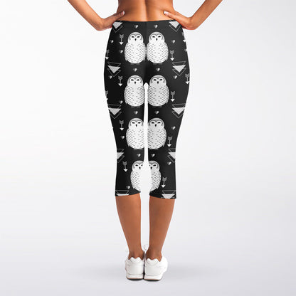 Cute White And Grey Owl Pattern Print Women's Capri Leggings