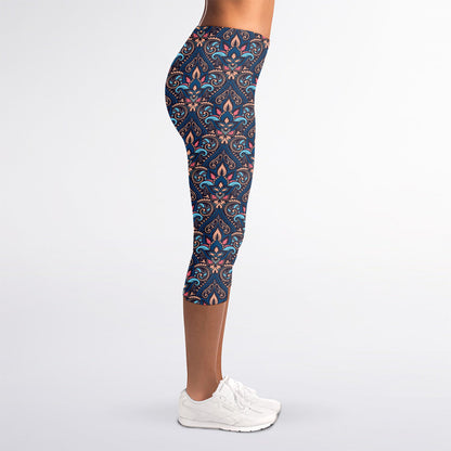 Damask Boho Pattern Print Women's Capri Leggings