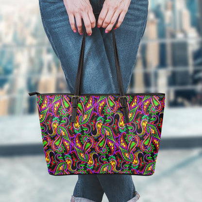 Dark Bohemian Paisley Pattern Print Leather Tote Bag
