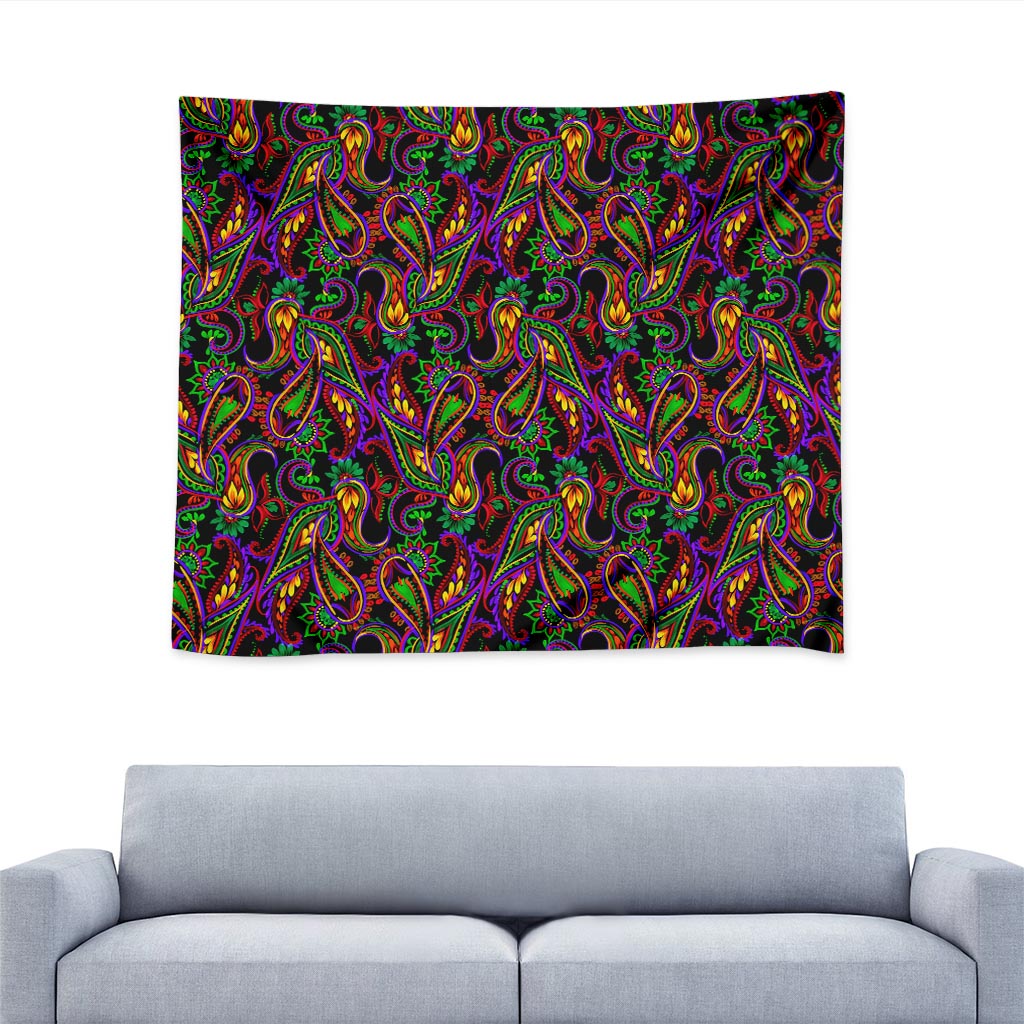Dark Bohemian Paisley Pattern Print Tapestry