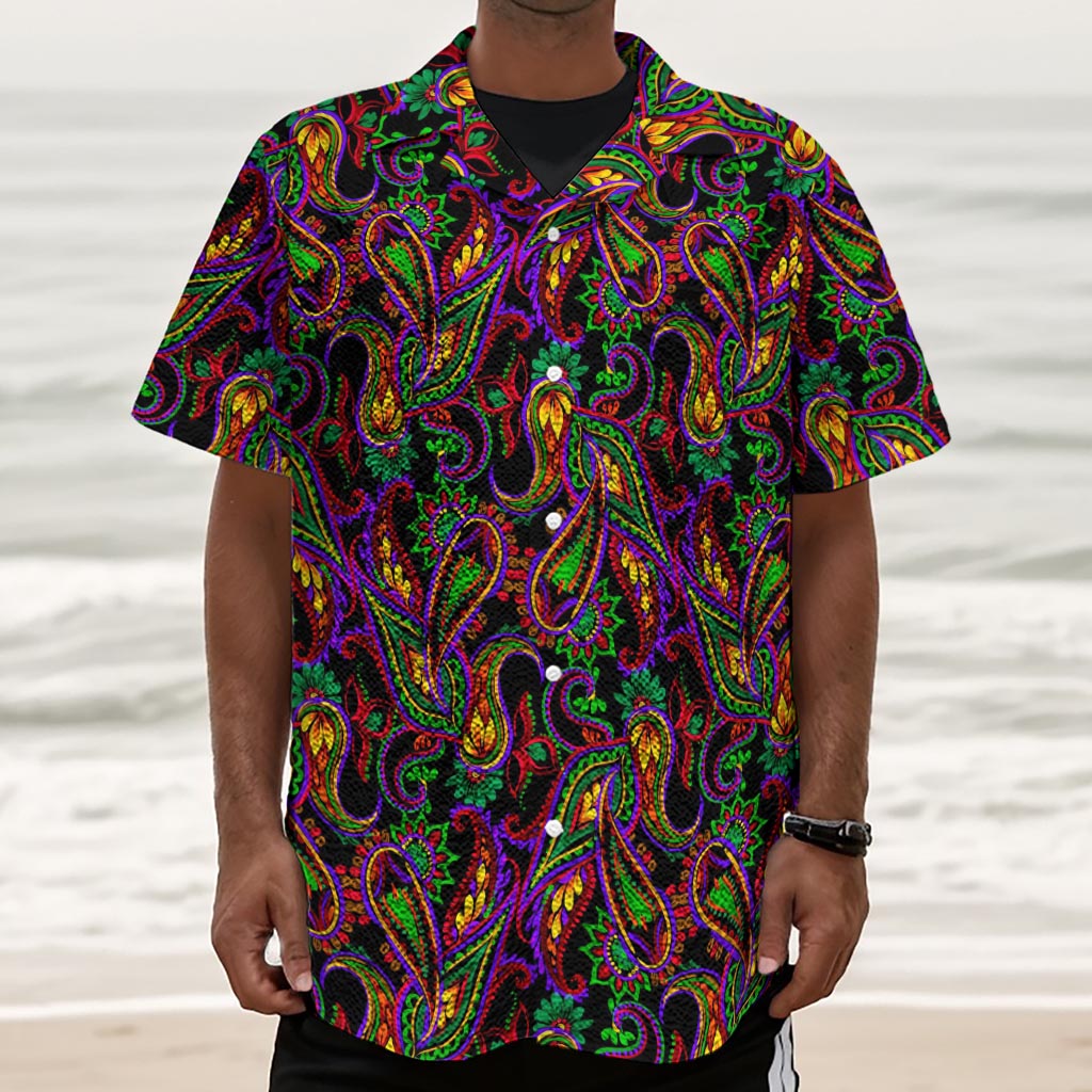 Dark Bohemian Paisley Pattern Print Textured Short Sleeve Shirt