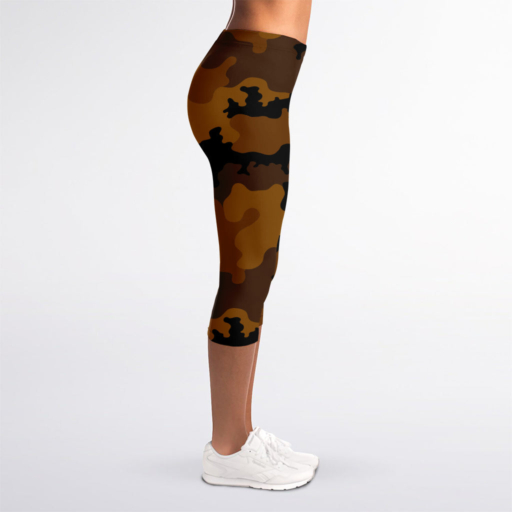 Dark Brown Camouflage Print Women's Capri Leggings