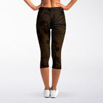 Dark Brown Western Damask Print Women's Capri Leggings