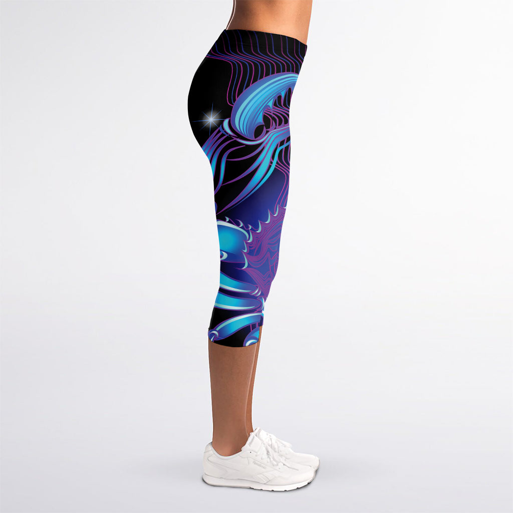 Dark Cancer Zodiac Sign Print Women's Capri Leggings