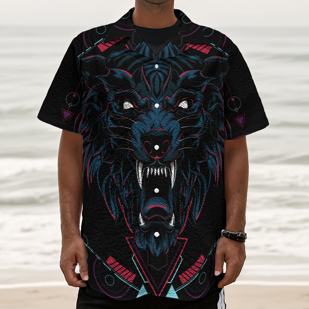 Dark Geometric Wolf Print Textured Short Sleeve Shirt