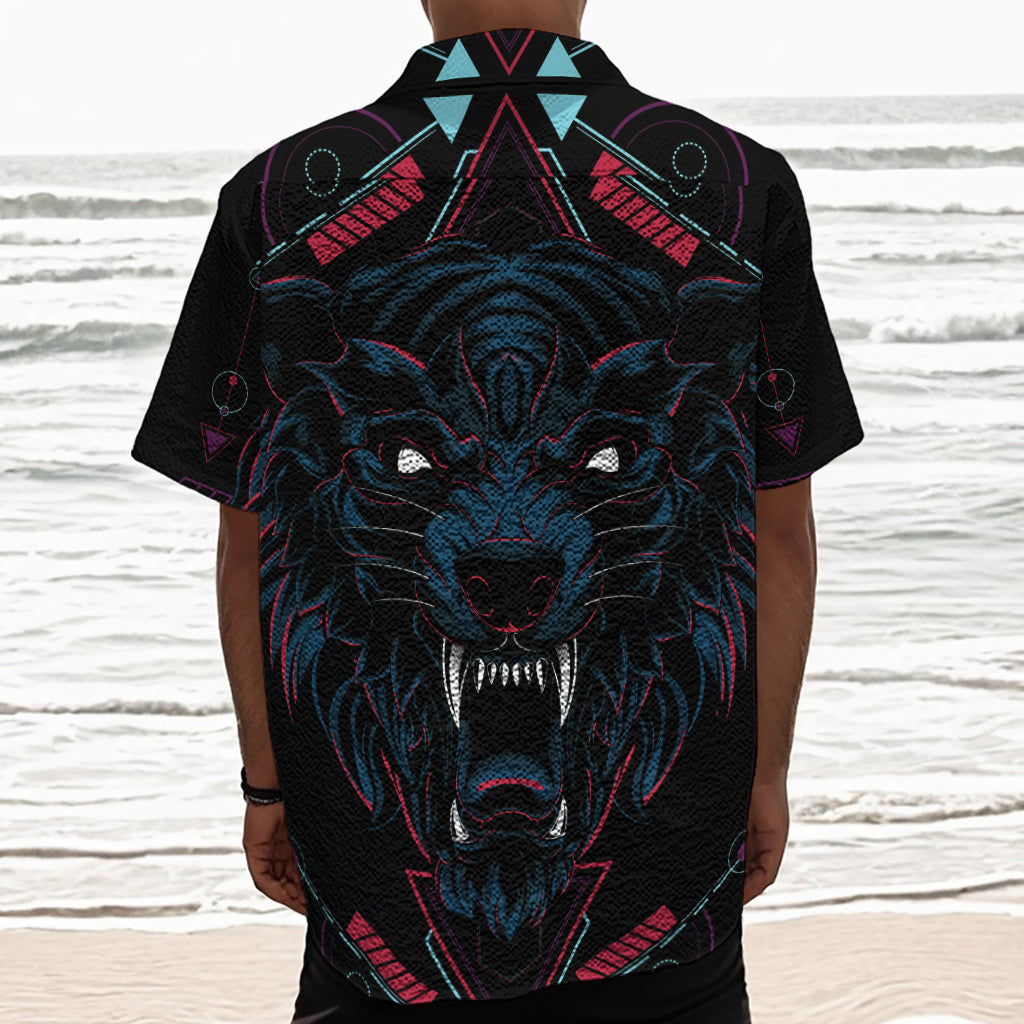 Dark Geometric Wolf Print Textured Short Sleeve Shirt