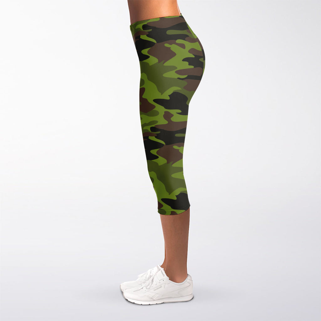 Dark Green And Black Camouflage Print Women's Capri Leggings