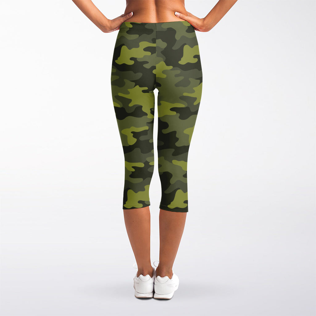 Dark Green Camouflage Print Women's Capri Leggings