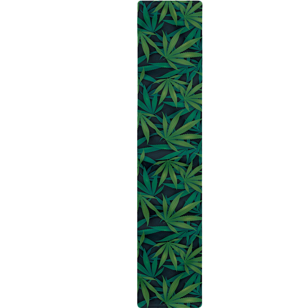Dark Green Hemp Pattern Print Table Runner