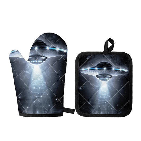 Dark Night UFO Print Oven Mitt And Pot Holder Set
