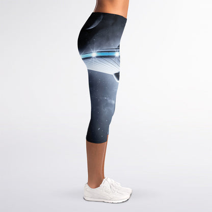 Dark Night UFO Print Women's Capri Leggings