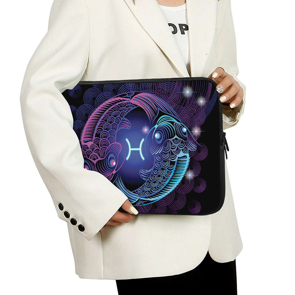 Dark Pisces Zodiac Sign Print Laptop Sleeve