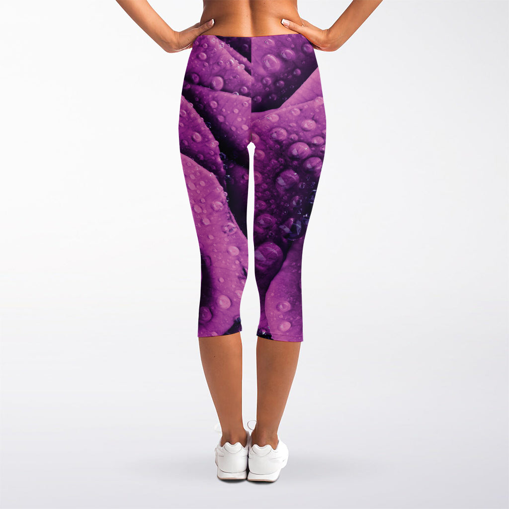 Dark Purple Rose Print Women's Capri Leggings