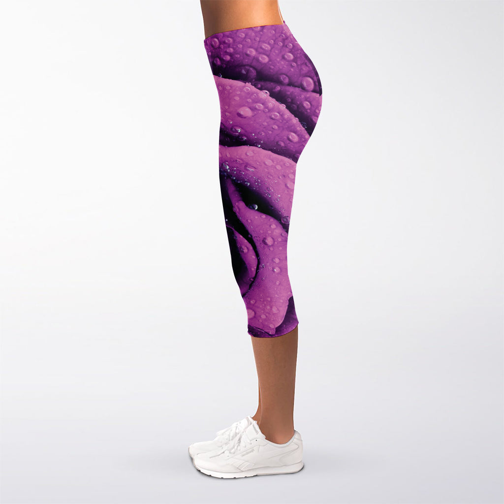 Dark Purple Rose Print Women's Capri Leggings