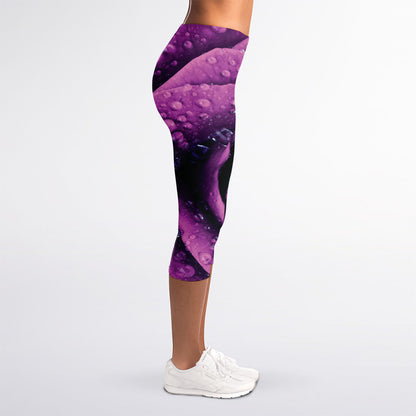Dark Purple Rose Print Women's Capri Leggings