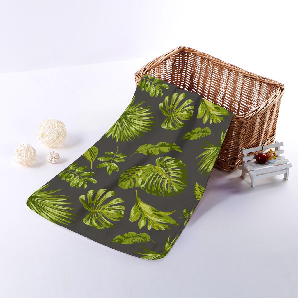 Dark Tropical Leaf Pattern Print Towel
