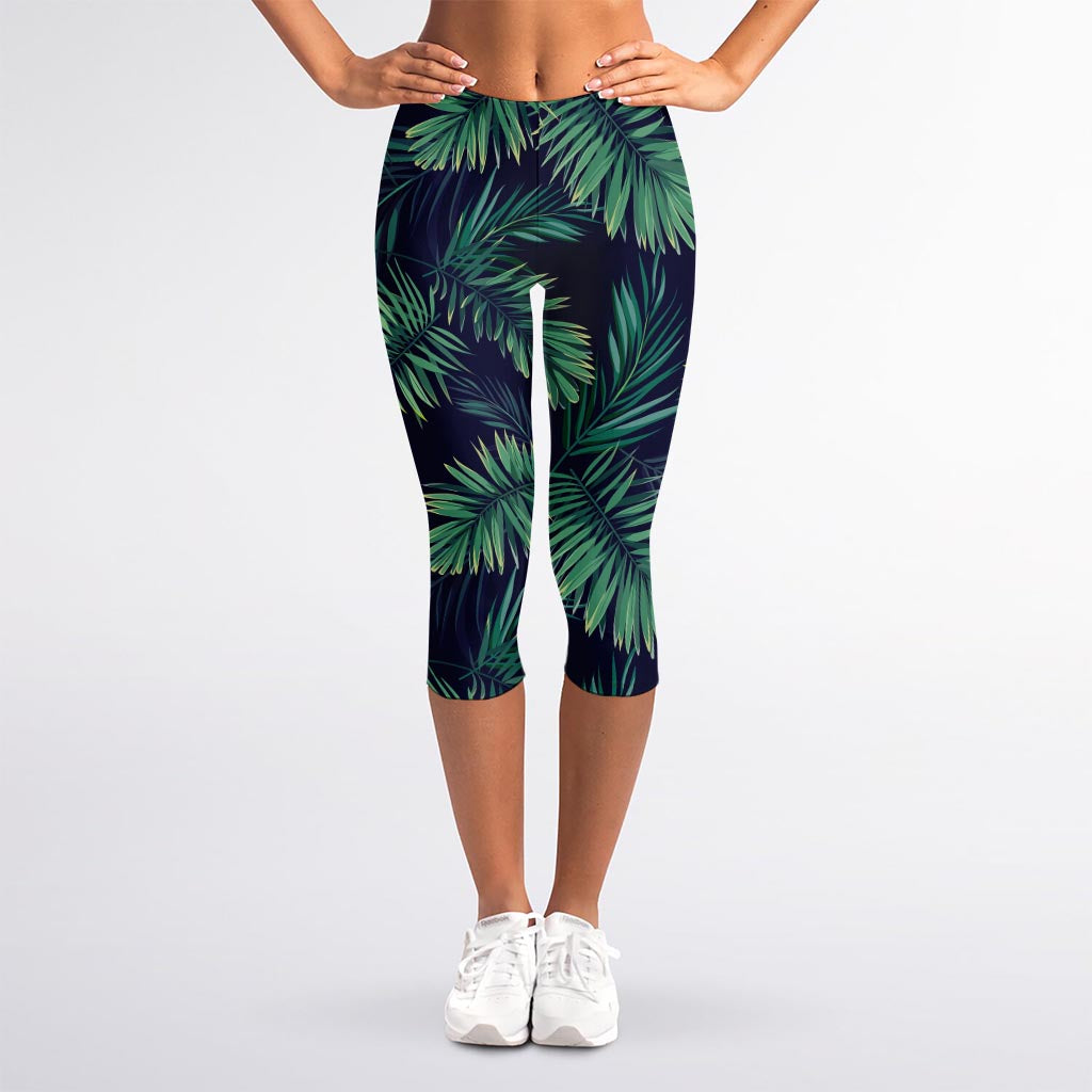 Dark Tropical Palm Leaf Pattern Print Women's Capri Leggings