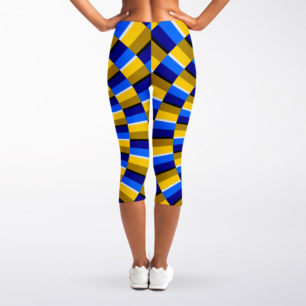 Dartboard Moving Optical Illusion Women's Capri Leggings