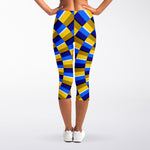 Dartboard Moving Optical Illusion Women's Capri Leggings
