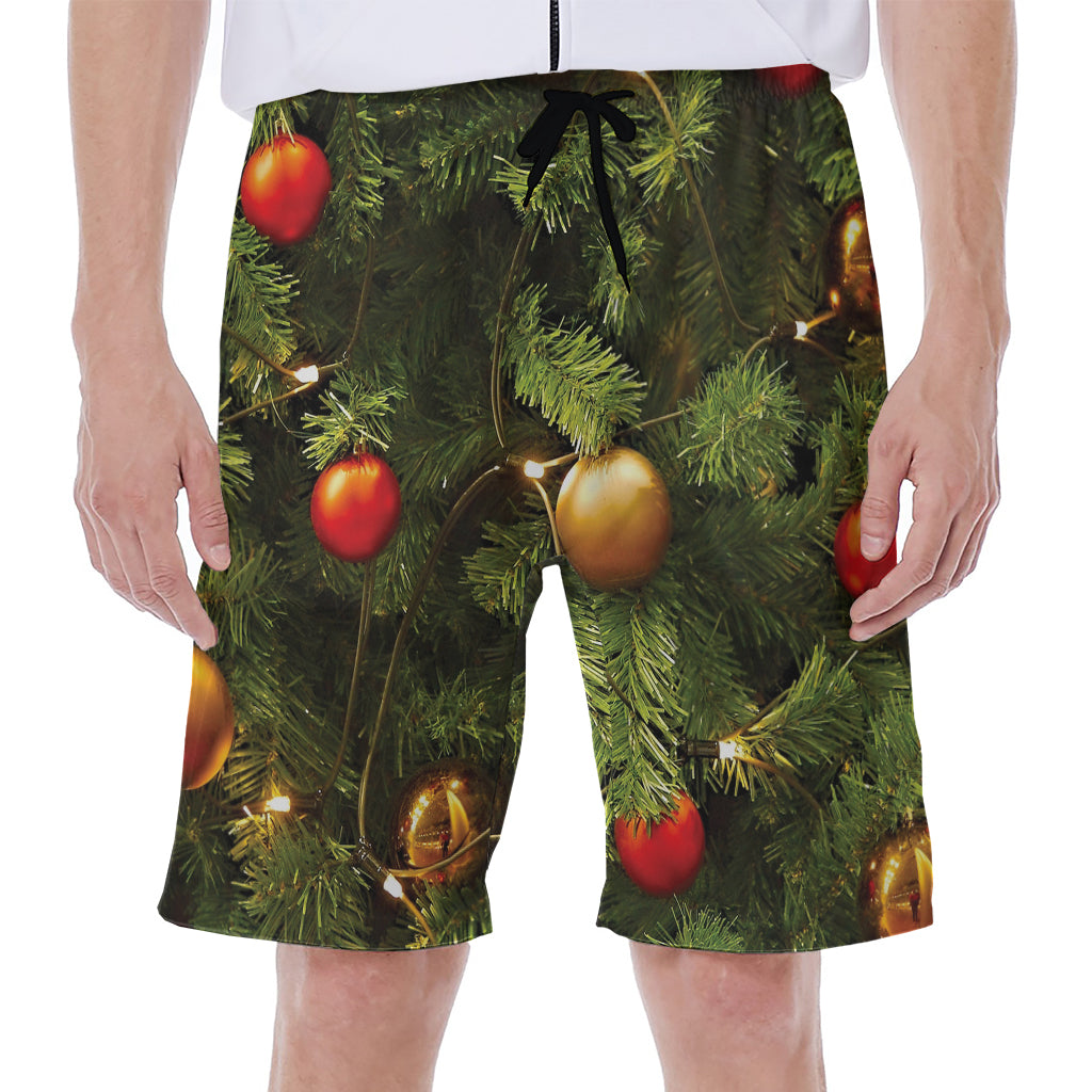 Decorated Christmas Tree Print Men's Beach Shorts