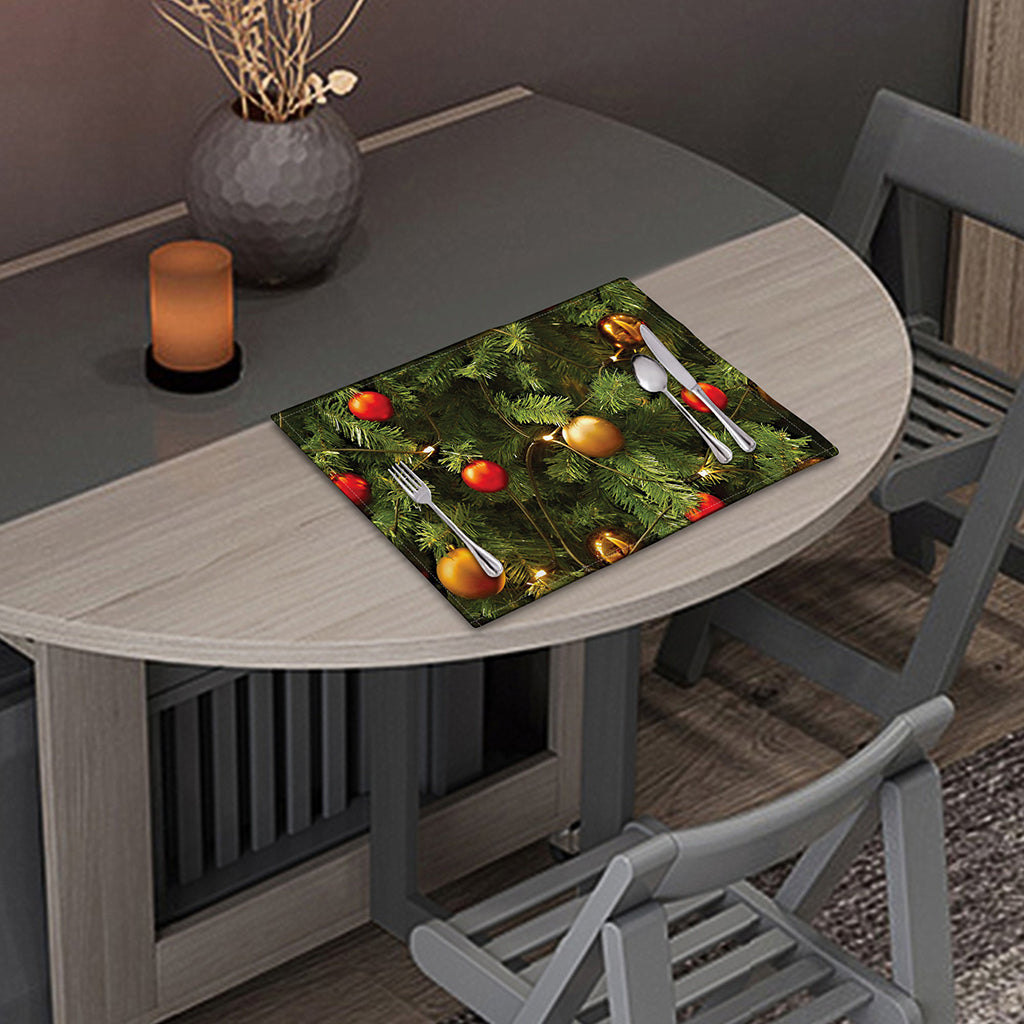 Decorated Christmas Tree Print Placemat