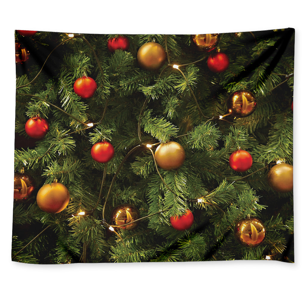 Decorated Christmas Tree Print Tapestry