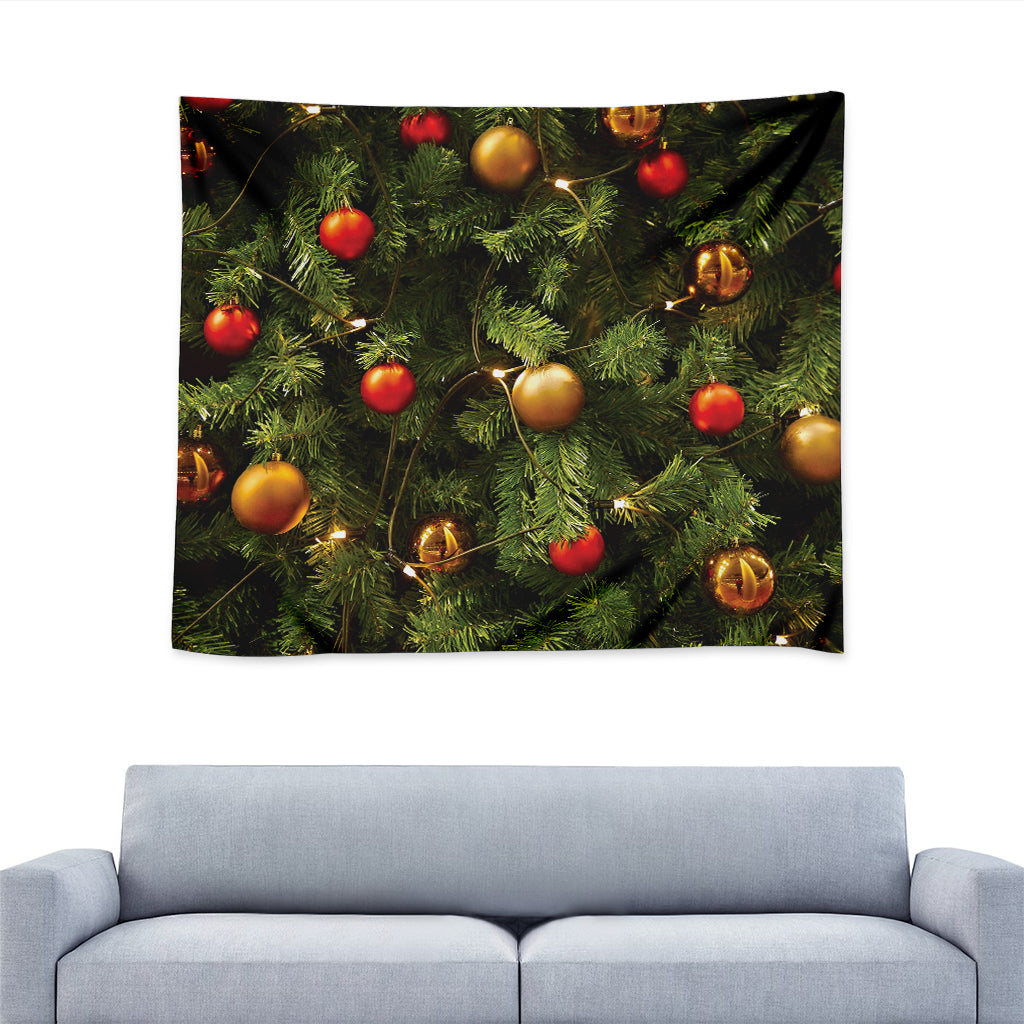 Decorated Christmas Tree Print Tapestry