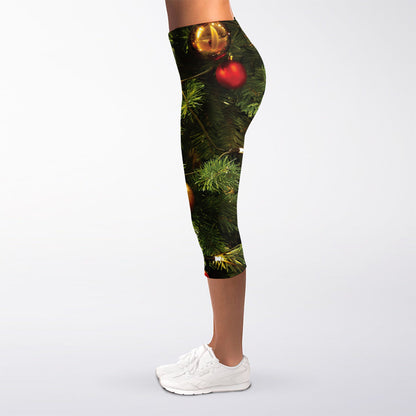 Decorated Christmas Tree Print Women's Capri Leggings