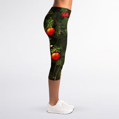 Decorated Christmas Tree Print Women's Capri Leggings