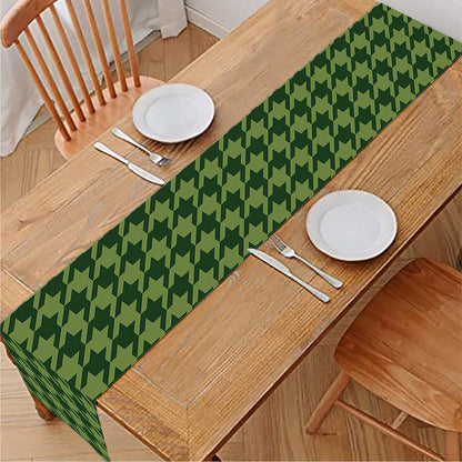 Deep Green Houndstooth Pattern Print Table Runner