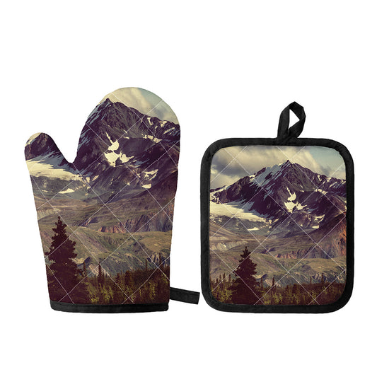 Denali Mountain Print Oven Mitt And Pot Holder Set