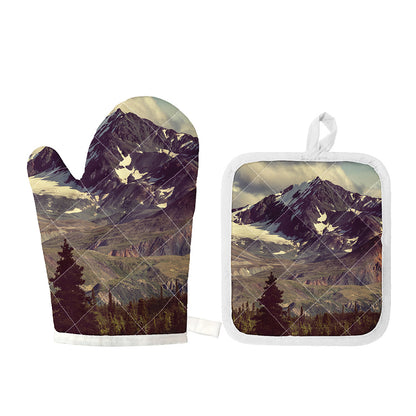 Denali Mountain Print Oven Mitt And Pot Holder Set