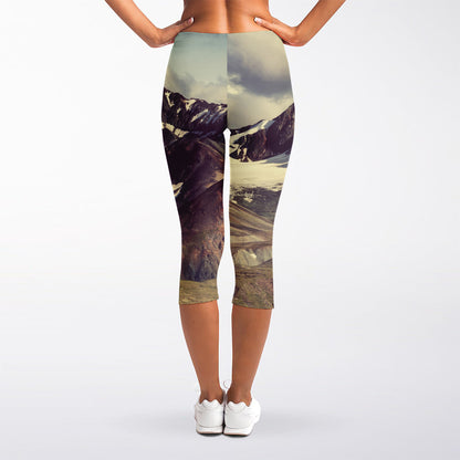 Denali Mountain Print Women's Capri Leggings