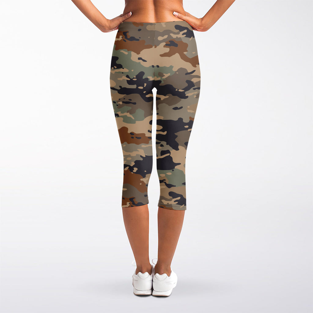 Desert Camouflage Print Women's Capri Leggings