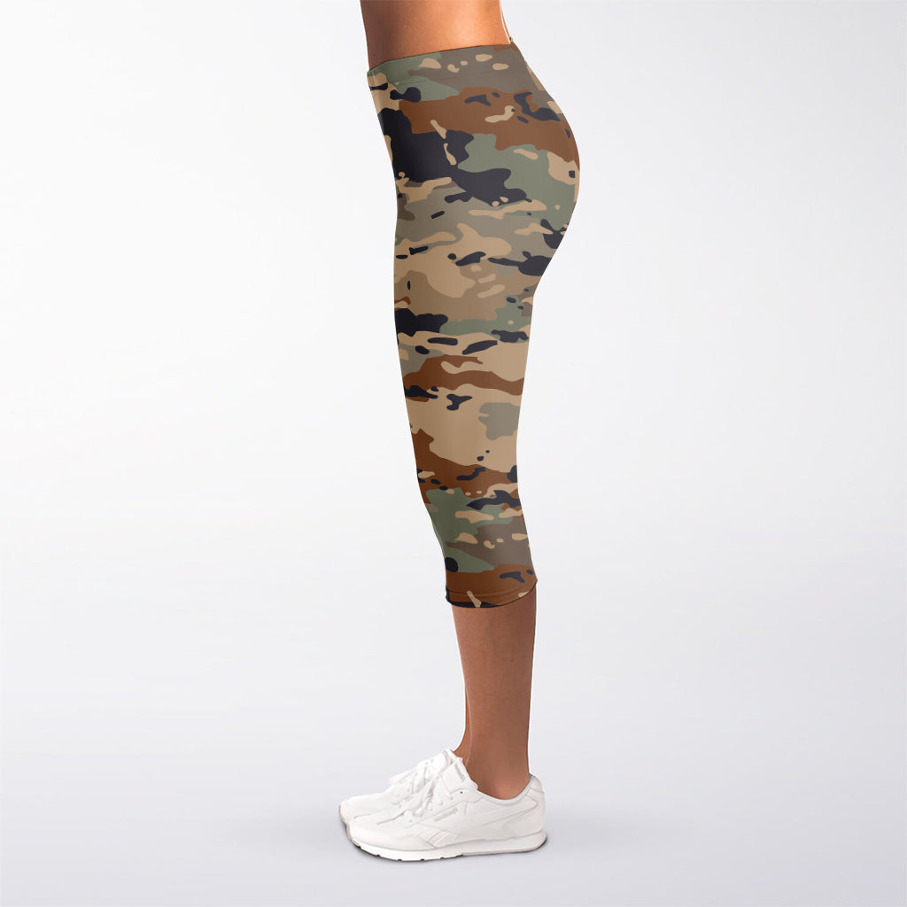 Desert Camouflage Print Women's Capri Leggings
