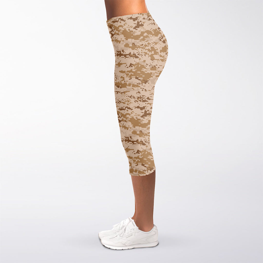 Desert Digital Camo Pattern Print Women's Capri Leggings