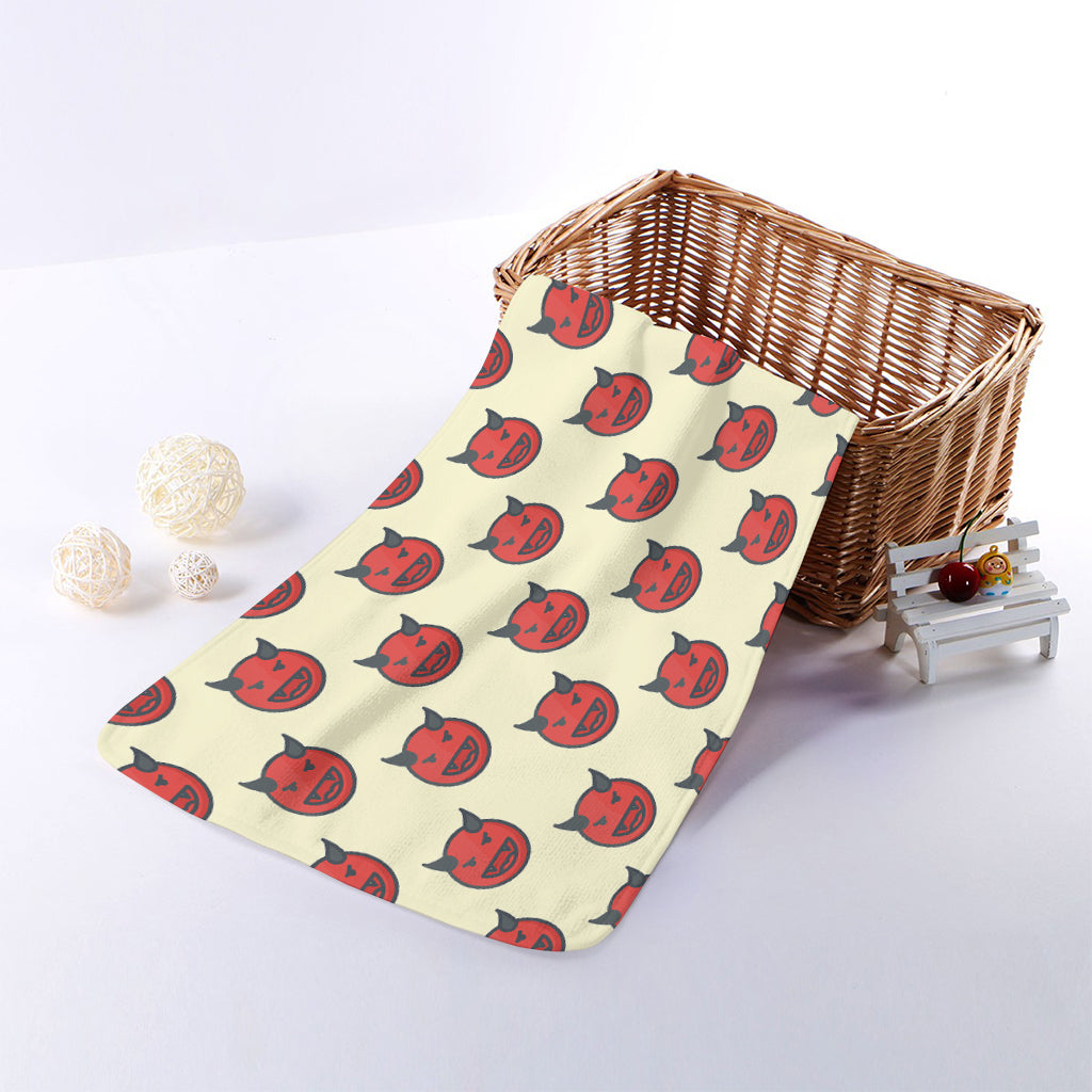 Devil Emoji Pattern Print Towel