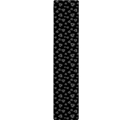 Diamond Pattern Print Table Runner