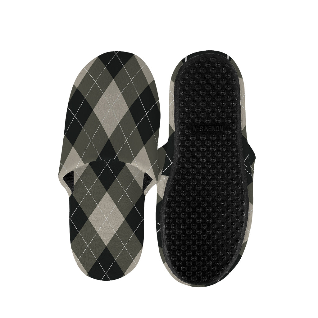 Diamond Shapes Argyle Pattern Print Slippers