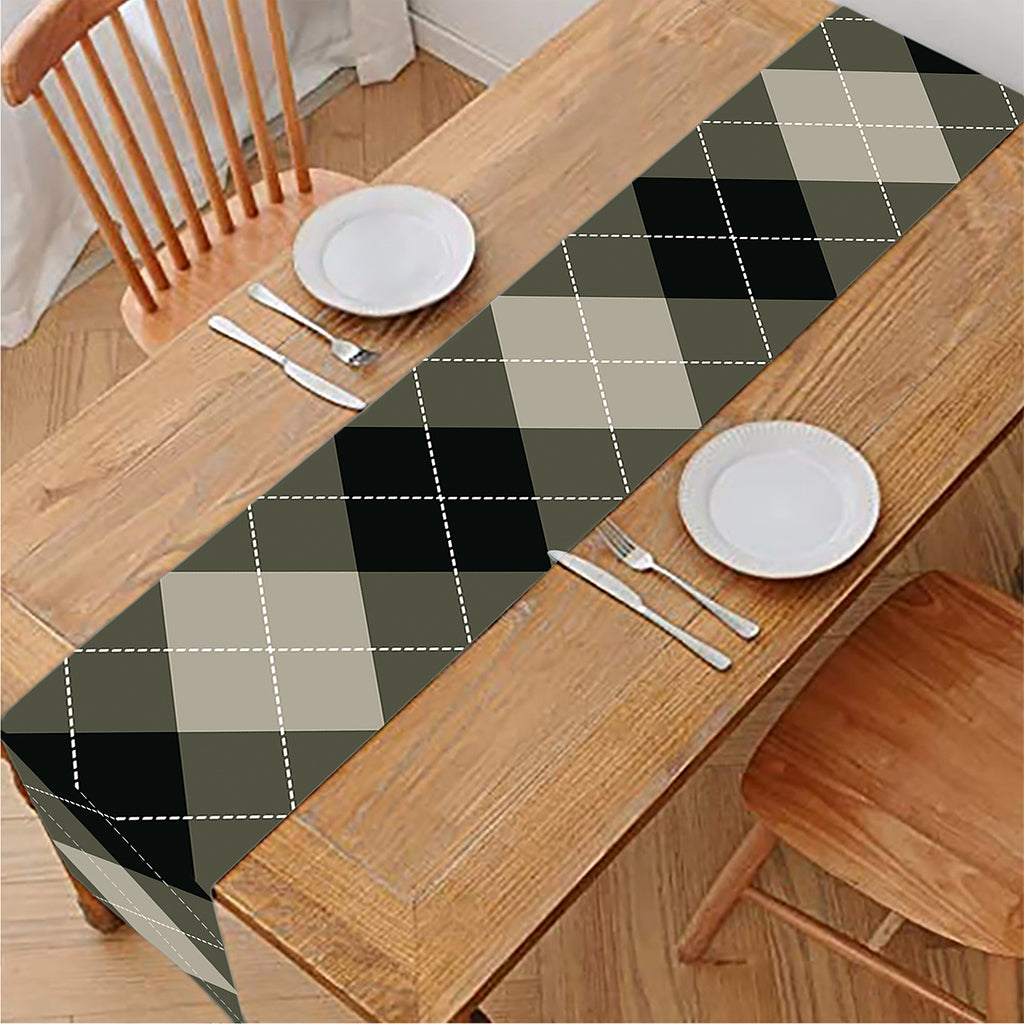 Diamond Shapes Argyle Pattern Print Table Runner
