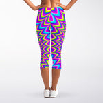 Dizzy Spiral Moving Optical Illusion Women's Capri Leggings