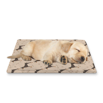 Doberman Pinscher Pattern Print Pet Cooling Mat Cover