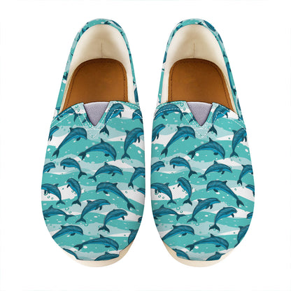 Dolphins In The Ocean Pattern Print Casual Shoes