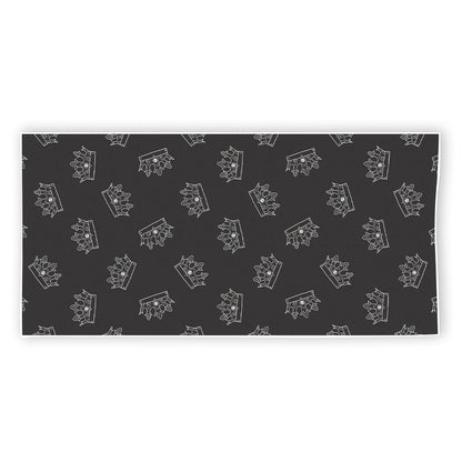 Doodle Crown Pattern Print Beach Towel