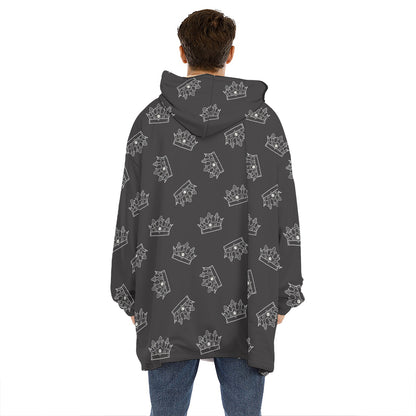 Doodle Crown Pattern Print Hoodie Blanket
