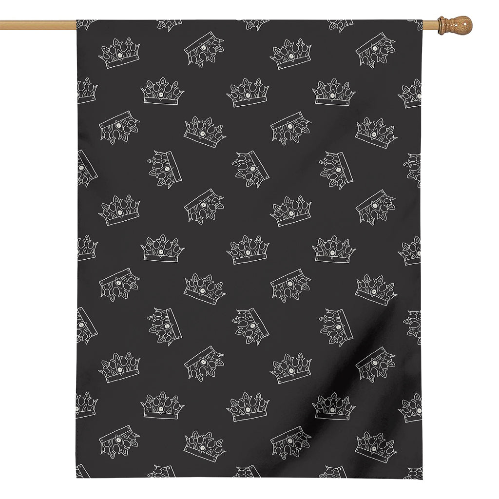 Doodle Crown Pattern Print House Flag